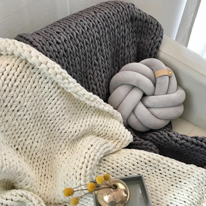 Grobstrickdecke Juna Chunky Knit, vegan, dunkelgrau