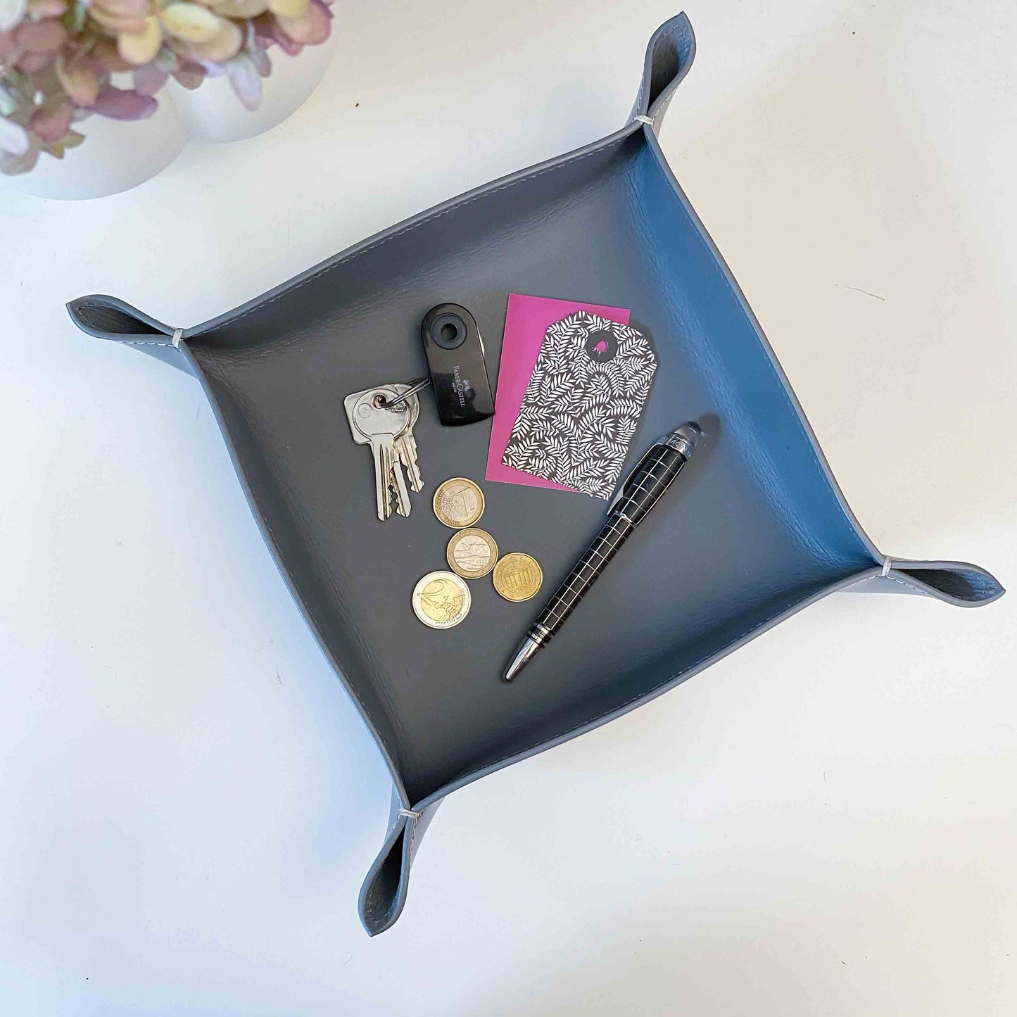 Lederschale Taschenleerer Corium 20 x 20 cm, grau
