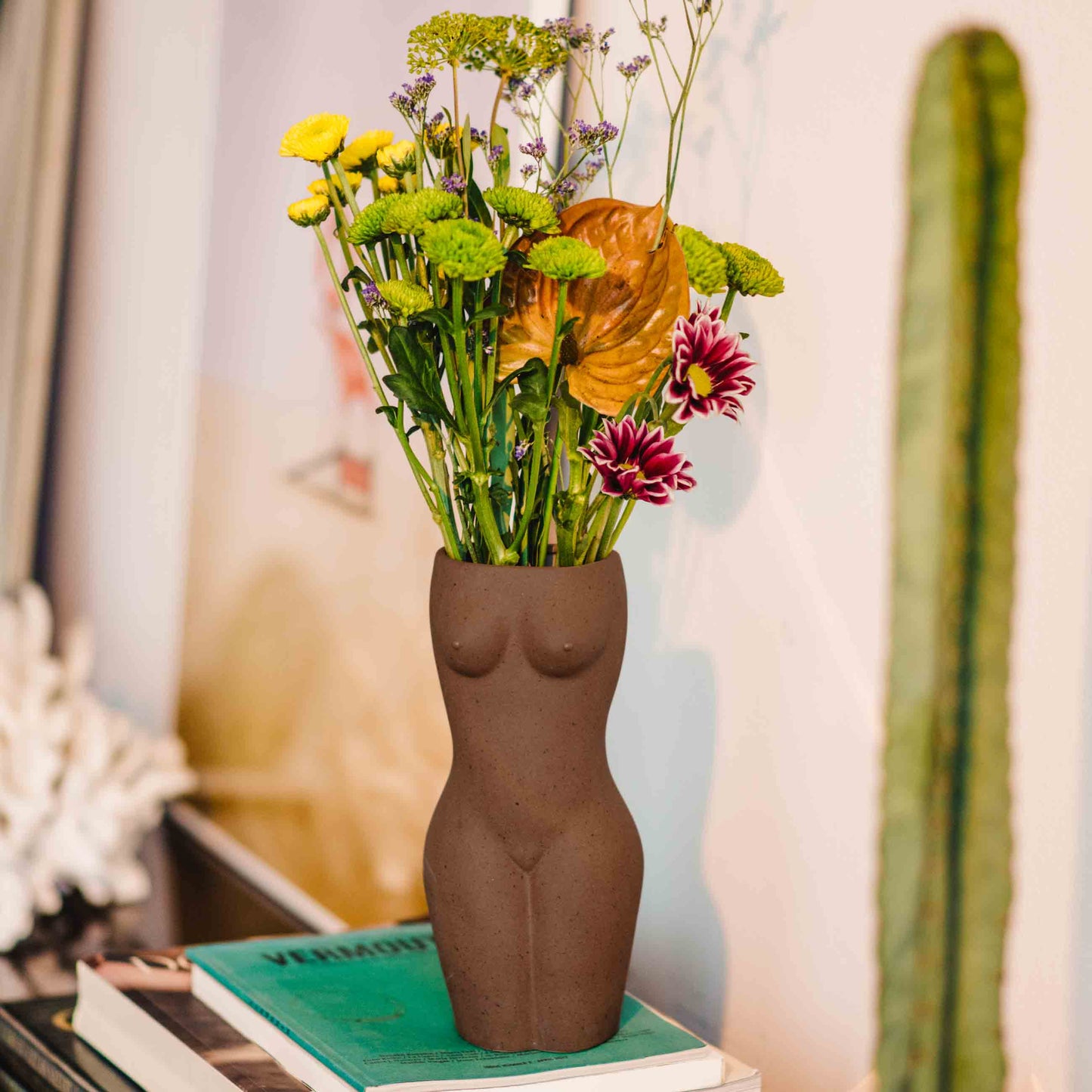 Vase Body large von DOIY