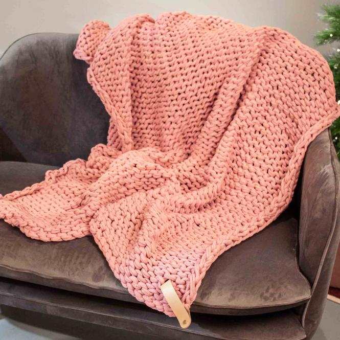 Grobstrickdecke Juna Chunky Knit, vegan, rosa